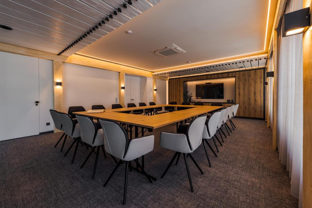 Schuele'S Wellnessresort & Spa Adults Only Oberstdorf Esterno foto