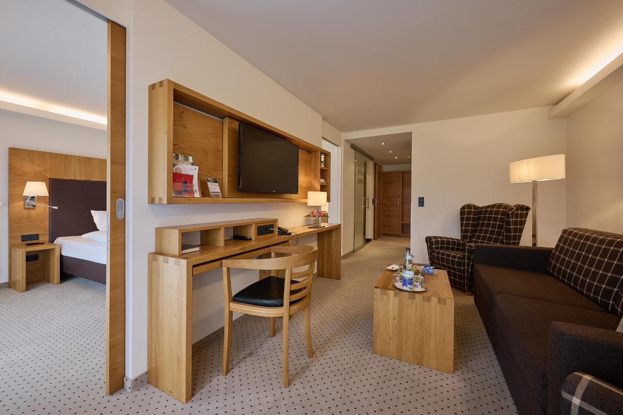 Schuele'S Wellnessresort & Spa Adults Only Oberstdorf Esterno foto