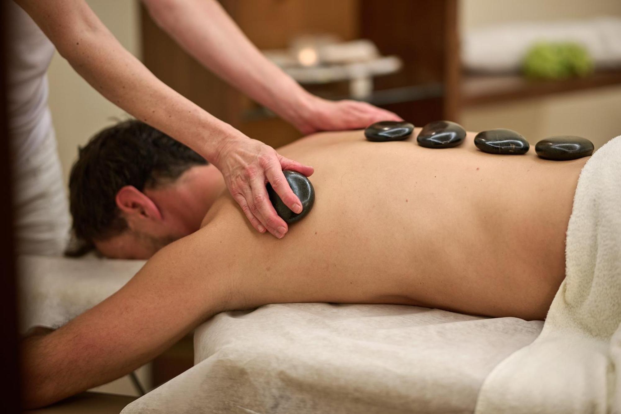 Schuele'S Wellnessresort & Spa Adults Only Oberstdorf Esterno foto